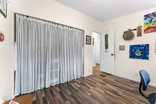 15768 SE Powell Blvd, Portland, OR 97236 - Photo 27