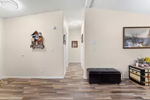 15768 SE Powell Blvd, Portland, OR 97236 - Photo 19