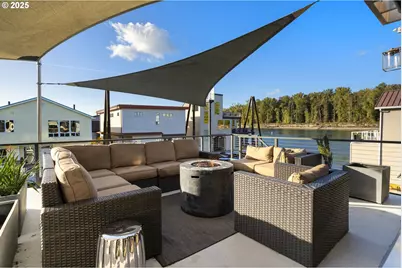 18525 NE Marine Dr #B8, Portland, OR 97230 - Photo 35