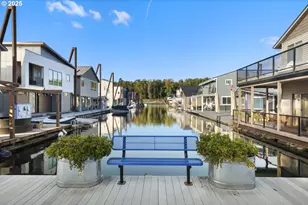 18525 NE Marine Dr, Portland, OR 97230 - Photo 27