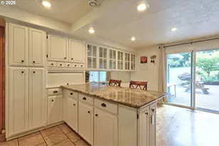 14722 Cedar Ln, Silverton, OR 97381 - Photo 13