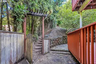 3502 SW Illinois St, Portland, OR 97221 - Photo 35