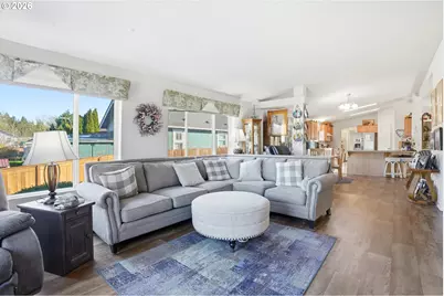 1003 Lord St, Kelso, WA 98626 - Photo 7