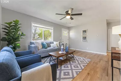 7915 N Exeter Ave, Portland, OR 97203 - Photo 5