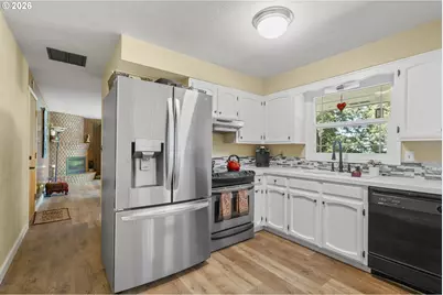 5545 Val View Dr, Turner, OR 97392 - Photo 13