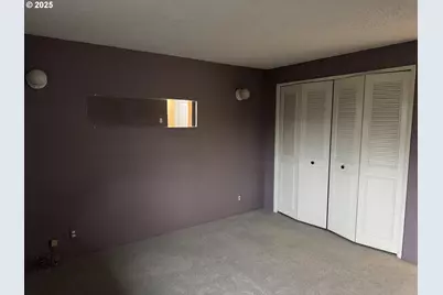 2268 9th St, Springfield, OR 97477 - Photo 15