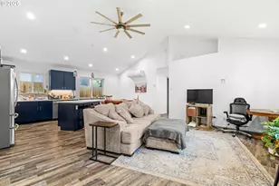 2579 Pony Creek Rd, North Bend, OR 97459 - Photo 3