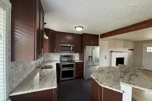 924 SW 33rd St, Pendleton, OR 97801 - Photo 5