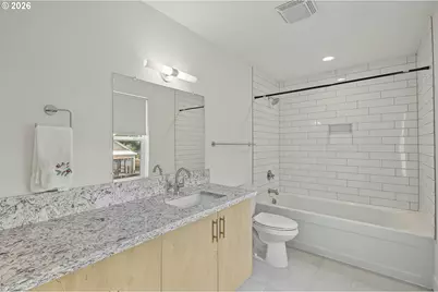 6371 SE 84th Ave, Portland, OR 97266 - Photo 27