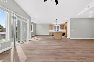305 E Caribou Ct, La Center, WA 98629 - Photo 25