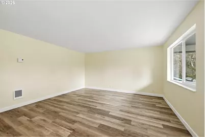 88002 10th St, Veneta, OR 97487 - Photo 11