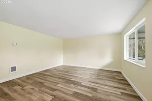 88002 10th St, Veneta, OR 97487 - Photo 11