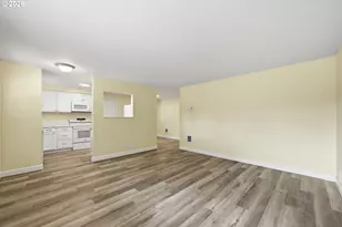 88002 10th St, Veneta, OR 97487 - Photo 5