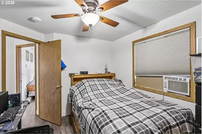 608 SE Sumner St, Camas, WA 98607 - Photo 15