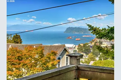 907 5th St, Astoria, OR 97103 - Photo 7