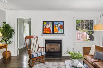 731 SW Maplecrest Dr, Portland, OR 97219 - Photo 7