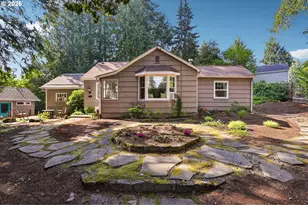 731 SW Maplecrest Dr, Portland, OR 97219 - Photo 45