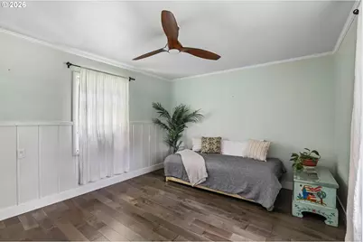 731 SW Maplecrest Dr, Portland, OR 97219 - Photo 27