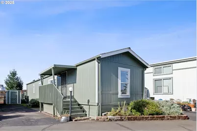 535 SW Maple St #2, Hillsboro, OR 97123 - Photo 1