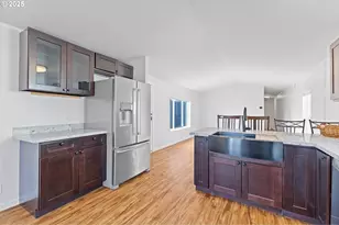 535 SW Maple St, Hillsboro, OR 97123 - Photo 5