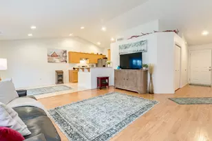 1443 NW Chardonnay Dr, McMinnville, OR 97128 - Photo 9