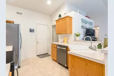 1443 NW Chardonnay Dr, McMinnville, OR 97128 - Photo 7