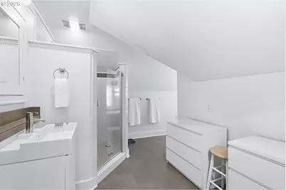 4135 NE Multnomah St, Portland, OR 97232 - Photo 31