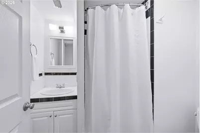 4135 NE Multnomah St, Portland, OR 97232 - Photo 37