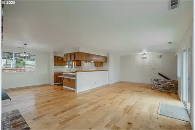 67538 E Bay Rd, North Bend, OR 97459 - Photo 19