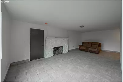 67538 E Bay Rd, North Bend, OR 97459 - Photo 41