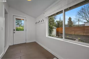 5525 NE Everett St, Portland, OR 97213 - Photo 21