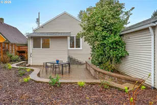 5525 NE Everett St, Portland, OR 97213 - Photo 25