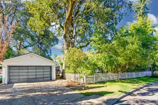 165 SE 33rd Ave, Hillsboro, OR 97123 - Photo 5