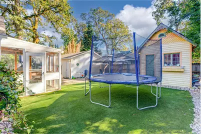 165 SE 33rd Ave, Hillsboro, OR 97123 - Photo 37