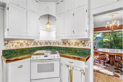 165 SE 33rd Ave, Hillsboro, OR 97123 - Photo 17