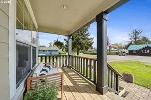 3802 Maple Ln, Tillamook, OR 97141 - Photo 5
