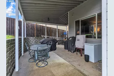 360 NW 6th St, Willamina, OR 97396 - Photo 33