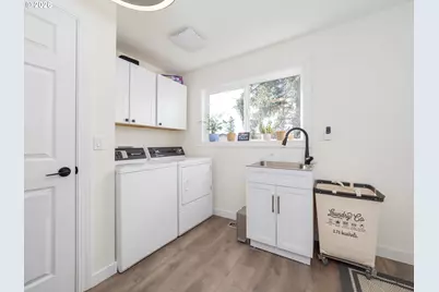 12735 SW 22nd Ave, Lake Oswego, OR 97034 - Photo 33