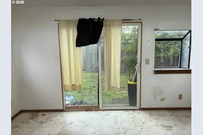 395 E 46th Ave, Eugene, OR 97405 - Photo 7