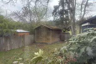 395 E 46th Ave, Eugene, OR 97405 - Photo 21