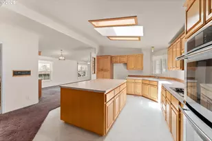 220 Robin St, Roseburg, OR 97470 - Photo 11