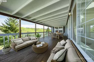 220 Robin St, Roseburg, OR 97470 - Photo 7