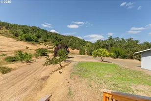 220 Robin St, Roseburg, OR 97470 - Photo 39