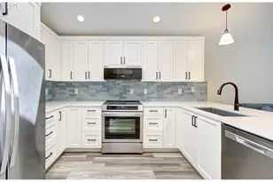 11708 NE 31st St, Vancouver, WA 98682 - Photo 9
