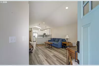 11708 NE 31st St, Vancouver, WA 98682 - Photo 3