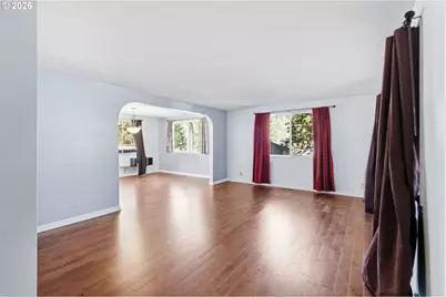 320 Dellwood Dr, Eugene, OR 97405 - Photo 5