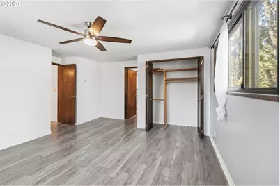 320 Dellwood Dr, Eugene, OR 97405 - Photo 31