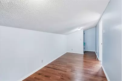 320 Dellwood Dr, Eugene, OR 97405 - Photo 37