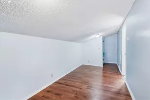 320 Dellwood Dr, Eugene, OR 97405 - Photo 37