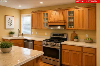 19196 Windmill Dr, Oregon City, OR 97045 - Photo 3